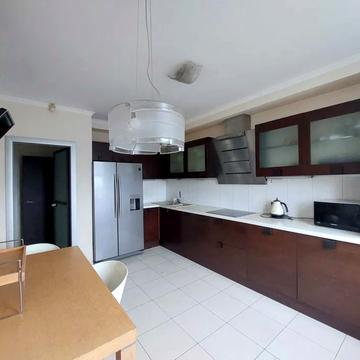 Валерія Лобановського просп., 126-Г