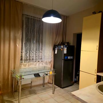 Владислава Бувалкіна вул., 54-Б