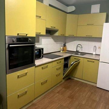 Золотоустівська вул., 34