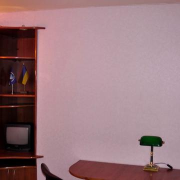 Балтиморська вул. (Посмітного), 25