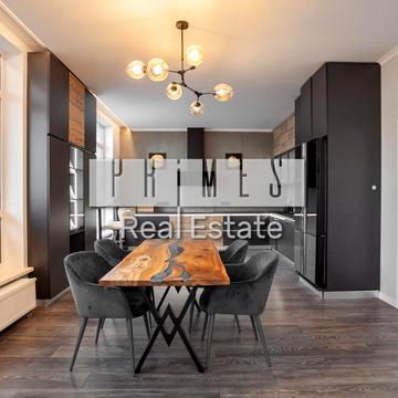 Андрія Верхогляда вул. (Михайла Драгомирова), 5