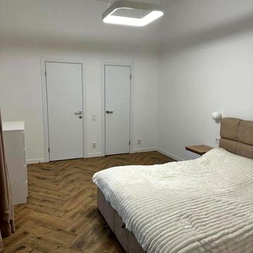 Мирона Тарнавського вул. (Кутузова), 74а