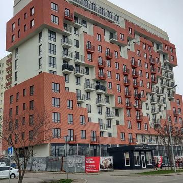 Академіка Сахарова вул., (Будинок)