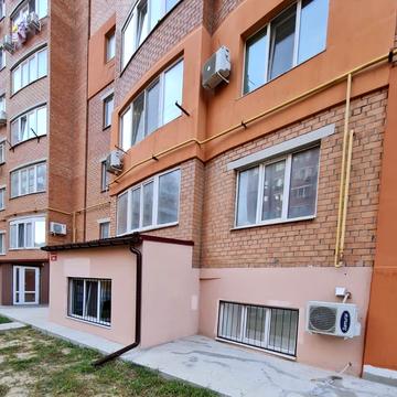 Парусна вул. (Героїв Сталінграду), 1а