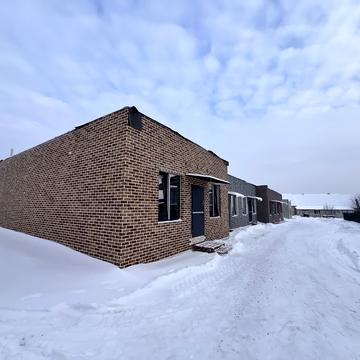 Зоряна вул.