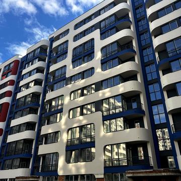 Трускавецька вул., (Будинок Є)