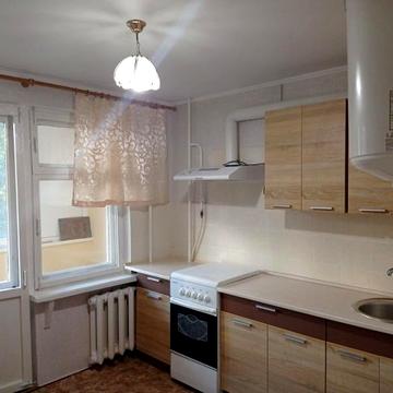 Сімї Глодан вул., 63