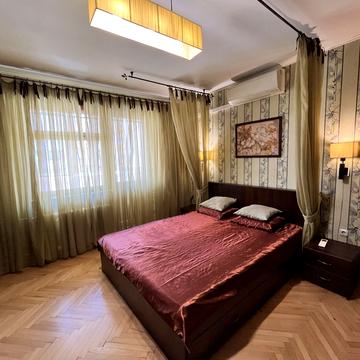 Івана Пулюя вул., 1-А