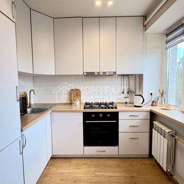 Науки просп. (Леніна), 41а