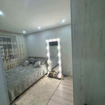 Залізна вул., 56