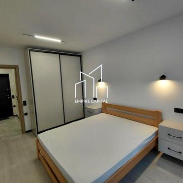 Джона Ленона вул., 3