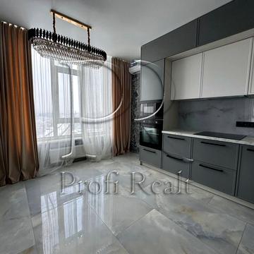 Любомира Гузара просп. (Космонавта Комарова), 11