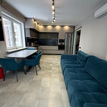 Новопольова вул., (Будинок В)