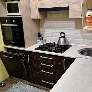 Антона Головатого вул., 4а