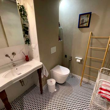 Генуезька вул., 1-Е