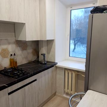 Залізна вул., 56