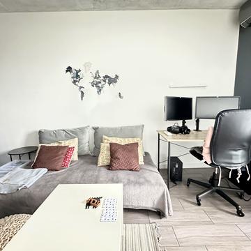 Зелена вул., 204а