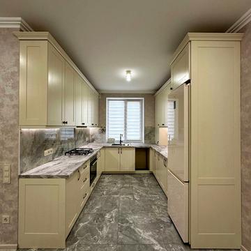 Сонячна вул., 22