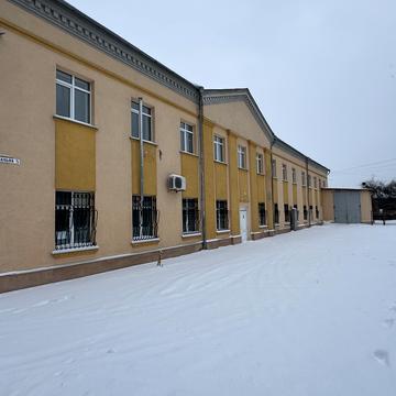 Вокзальна вул., 5