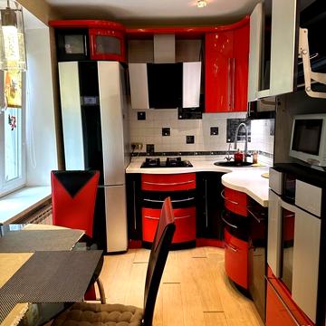 Костя Гордієнка пров., 8