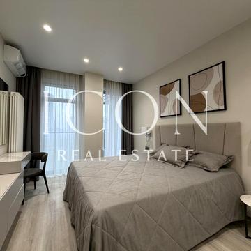 Антоновича вул. (Горького), 118/9