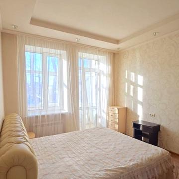 Євгена Котляра вул. (Червоноармійська), 12