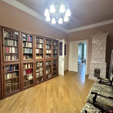 Личаківська вул. (), 34