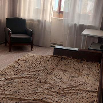 Борщагівська вул., 8