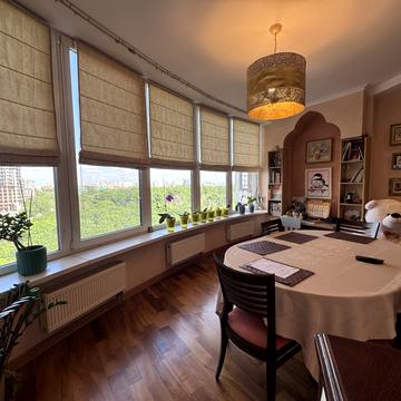 Молдовська вул. (Молдавська), 2