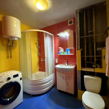 Наталії Ужвій вул., 70