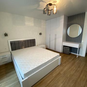 Липинського вул., 11