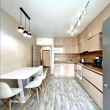 Співдружності вул., 6