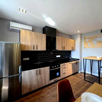 Голосіївський просп. (40-річчя Жовтня), 95