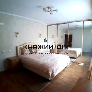 Армійська вул., 17