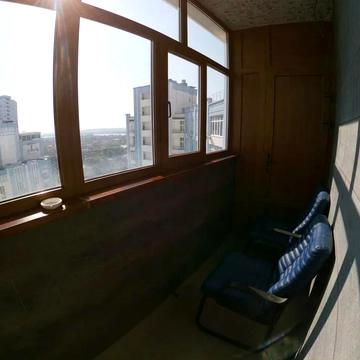 Дніпровська набережна вул., 26-Ж