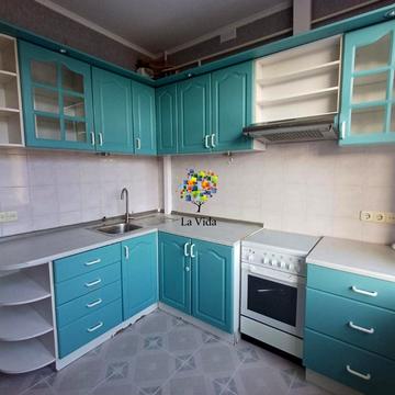 Межигірська вул., 56/50