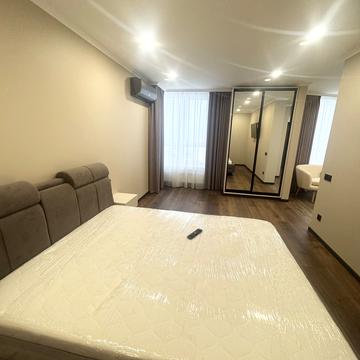 Михайла Максимовича вул. (Онуфрія Трутенка), 32-Б