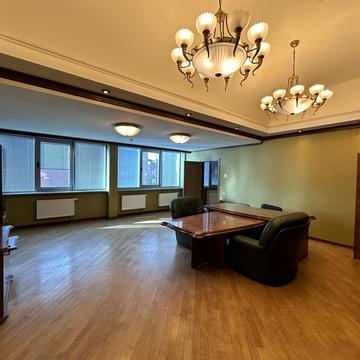 Антоновича вул. (Горького), 157