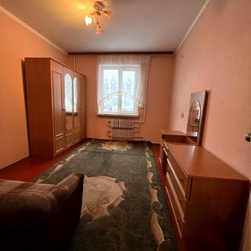 Максима Залізняка вул., 18