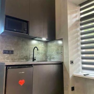 Олени Степанівни вул. (Ленінградська), 28