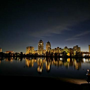 Володимира Івасюка просп. (Героїв Сталінграду), 12-Є