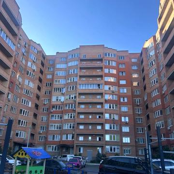 Парусна вул. (Героїв Сталінграду), 1г