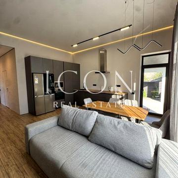 Володимирська вул.