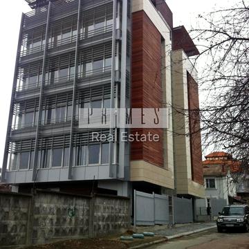 Товарна вул., 3