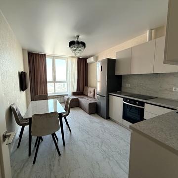 Набережно-Рибальська дорога вул., 27