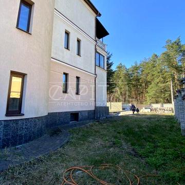 Північна вул., 22