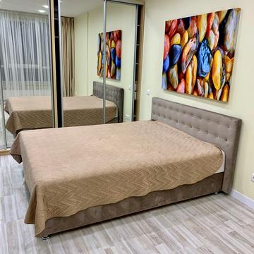 Зарічна вул., 1-Б