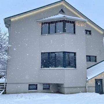 Академічна вул.