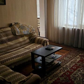 Штурмова вул., 9