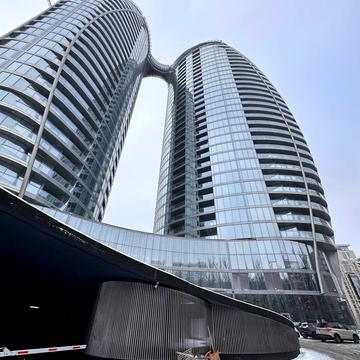 Іоанна Павла II вул. (Патріса Лумумби), 12